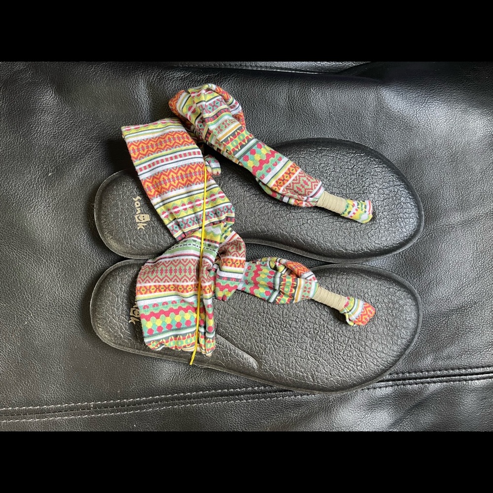 Sanuk size 8, new, never worn,no tags attached.